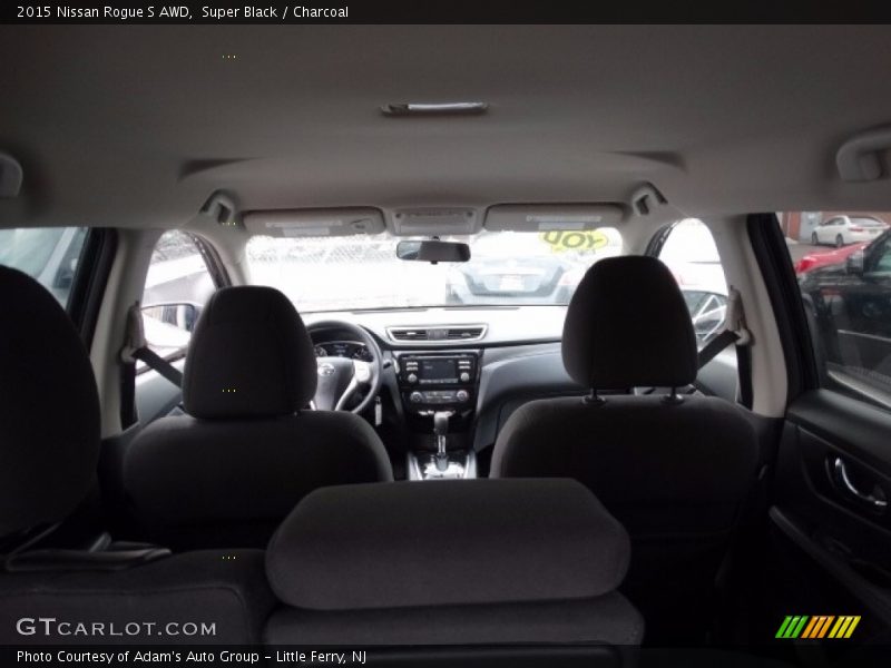 Super Black / Charcoal 2015 Nissan Rogue S AWD