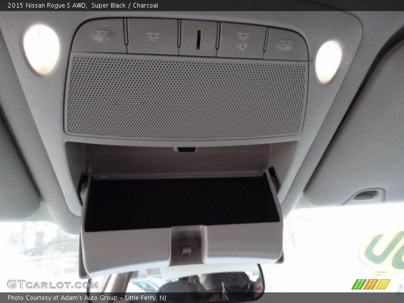 Super Black / Charcoal 2015 Nissan Rogue S AWD