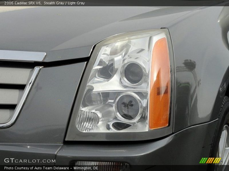 Stealth Gray / Light Gray 2006 Cadillac SRX V6