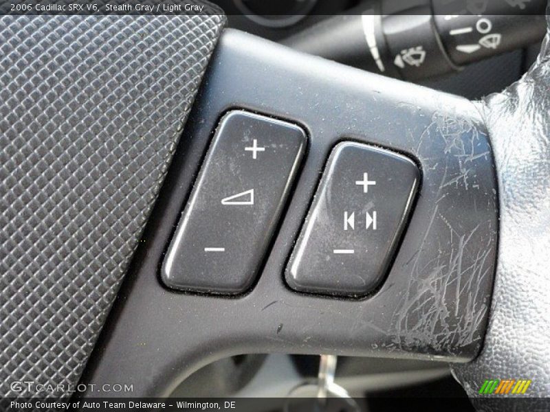 Stealth Gray / Light Gray 2006 Cadillac SRX V6