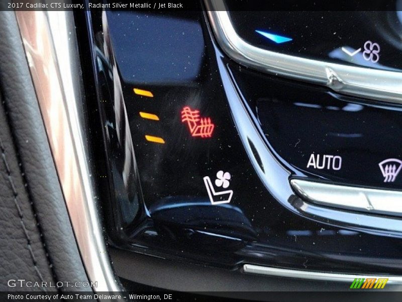 Radiant Silver Metallic / Jet Black 2017 Cadillac CTS Luxury