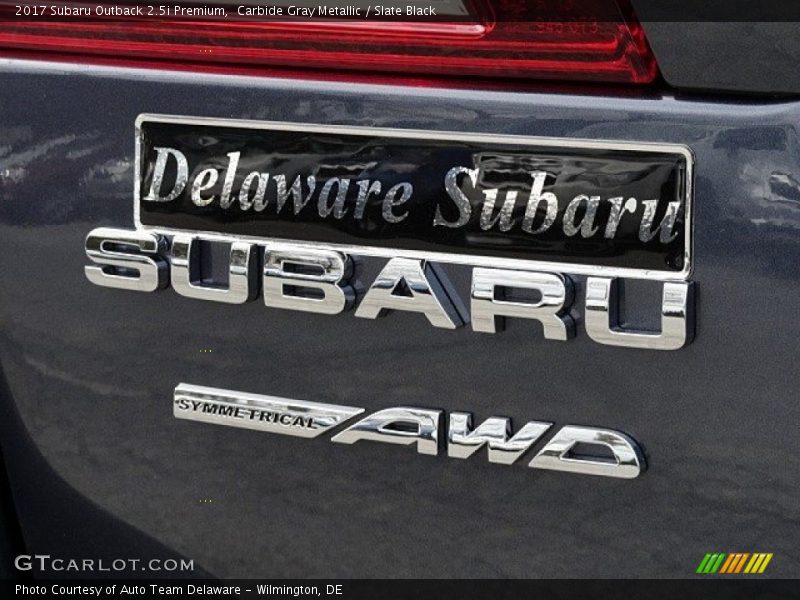Carbide Gray Metallic / Slate Black 2017 Subaru Outback 2.5i Premium