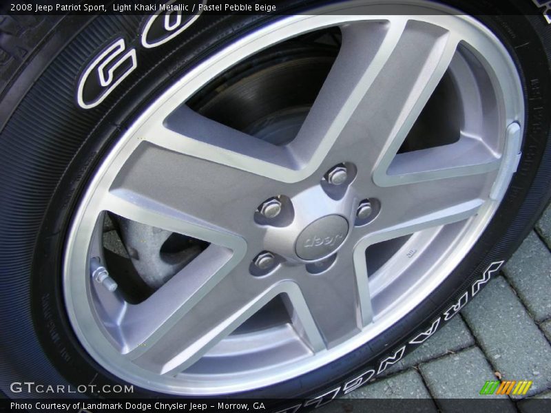 Light Khaki Metallic / Pastel Pebble Beige 2008 Jeep Patriot Sport