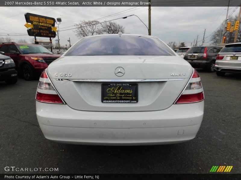 Arctic White / designo Armagnac Brown 2007 Mercedes-Benz S 550 4Matic Sedan