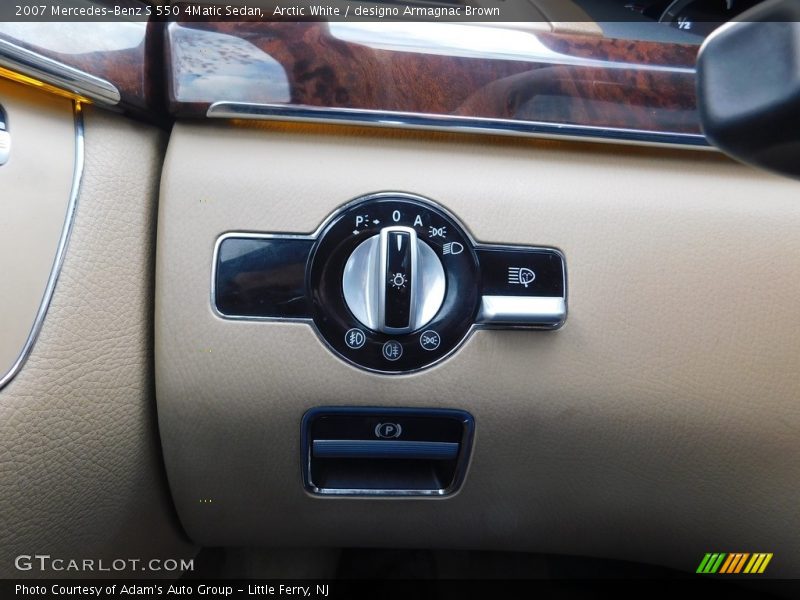 Arctic White / designo Armagnac Brown 2007 Mercedes-Benz S 550 4Matic Sedan