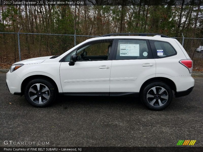 Crystal White Pearl / Gray 2017 Subaru Forester 2.5i