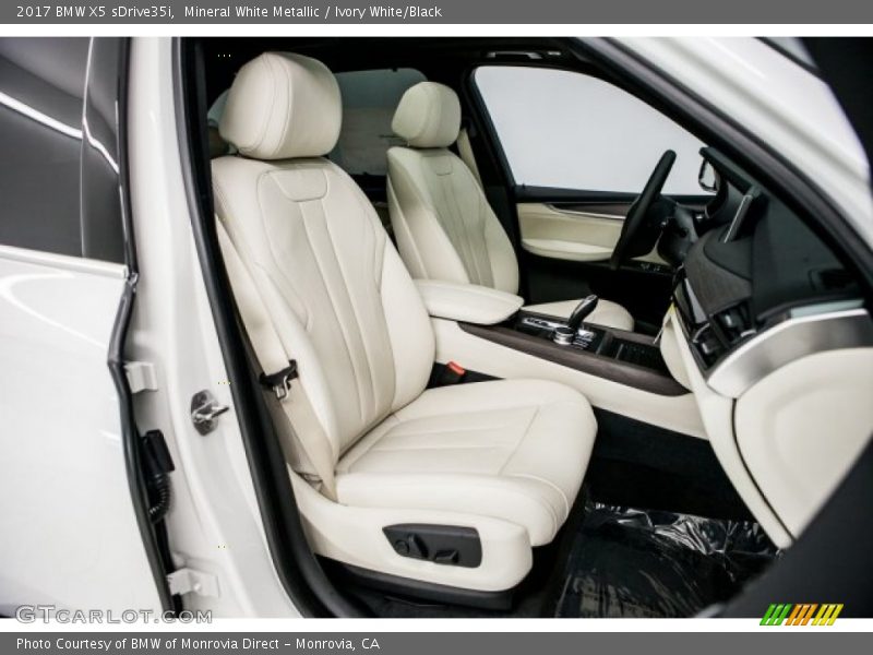 Mineral White Metallic / Ivory White/Black 2017 BMW X5 sDrive35i