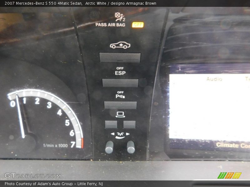 Arctic White / designo Armagnac Brown 2007 Mercedes-Benz S 550 4Matic Sedan