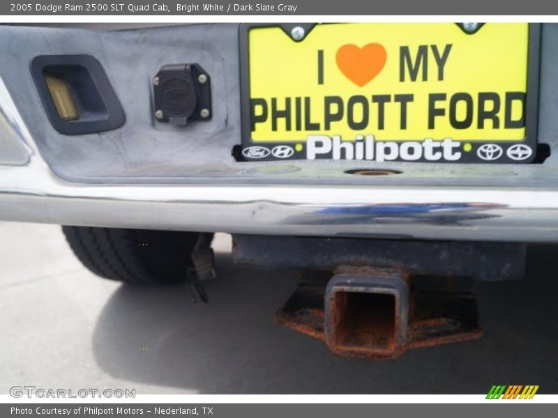 Bright White / Dark Slate Gray 2005 Dodge Ram 2500 SLT Quad Cab