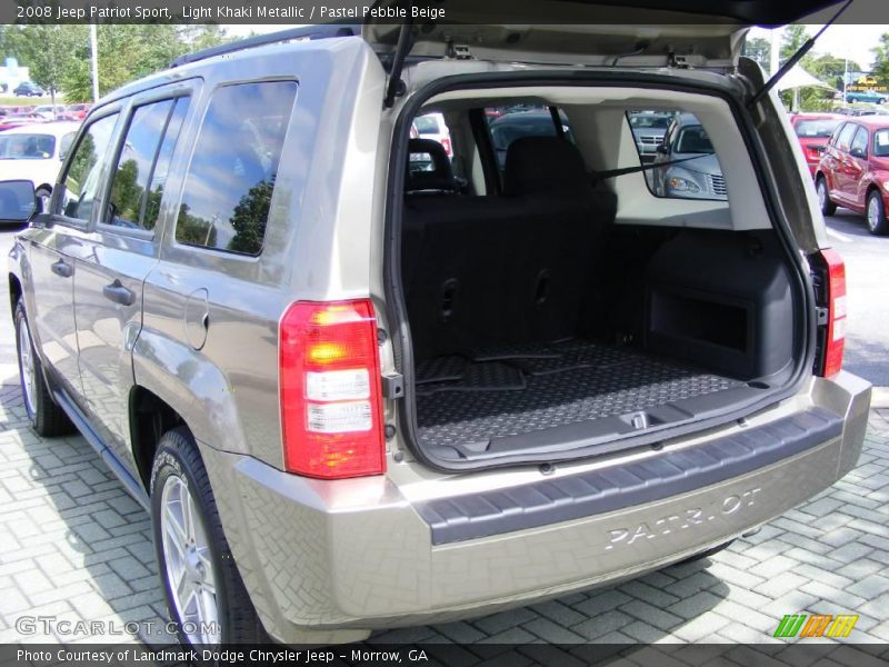 Light Khaki Metallic / Pastel Pebble Beige 2008 Jeep Patriot Sport