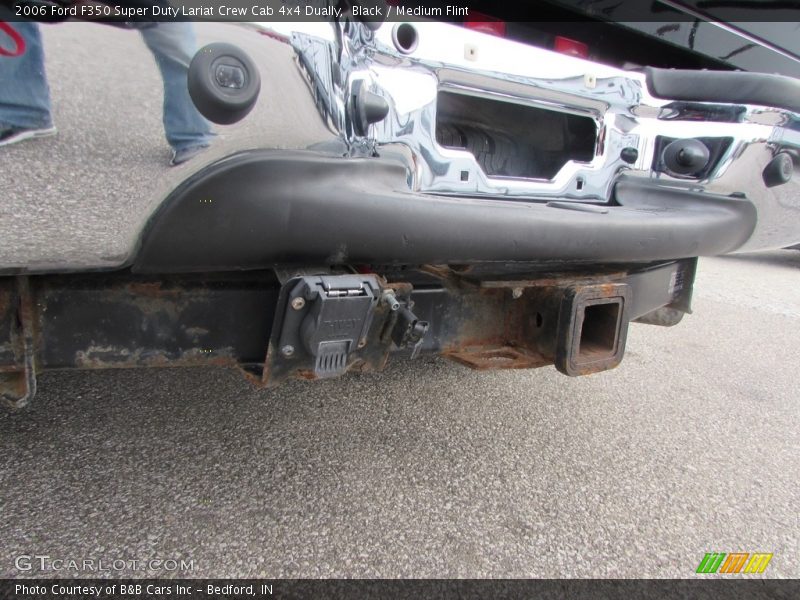 Black / Medium Flint 2006 Ford F350 Super Duty Lariat Crew Cab 4x4 Dually