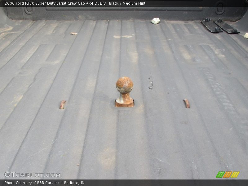 Black / Medium Flint 2006 Ford F350 Super Duty Lariat Crew Cab 4x4 Dually