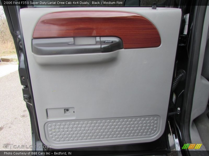 Black / Medium Flint 2006 Ford F350 Super Duty Lariat Crew Cab 4x4 Dually