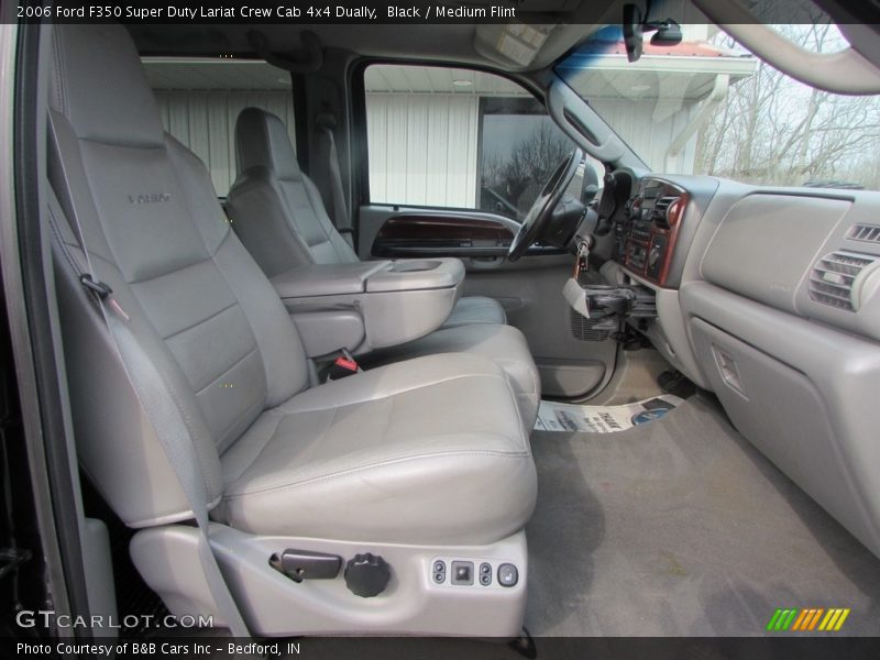Black / Medium Flint 2006 Ford F350 Super Duty Lariat Crew Cab 4x4 Dually