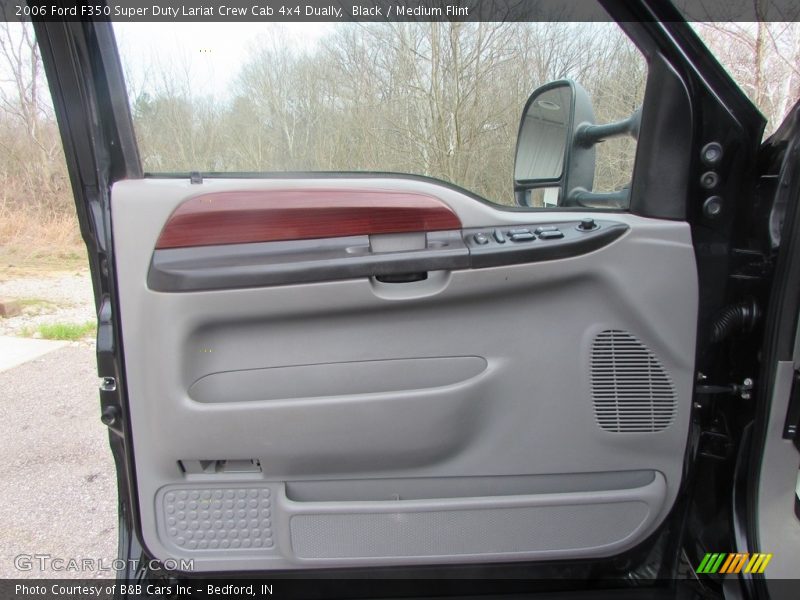 Black / Medium Flint 2006 Ford F350 Super Duty Lariat Crew Cab 4x4 Dually