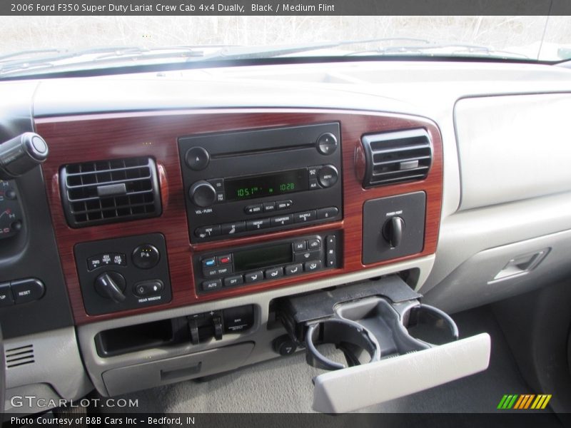 Black / Medium Flint 2006 Ford F350 Super Duty Lariat Crew Cab 4x4 Dually