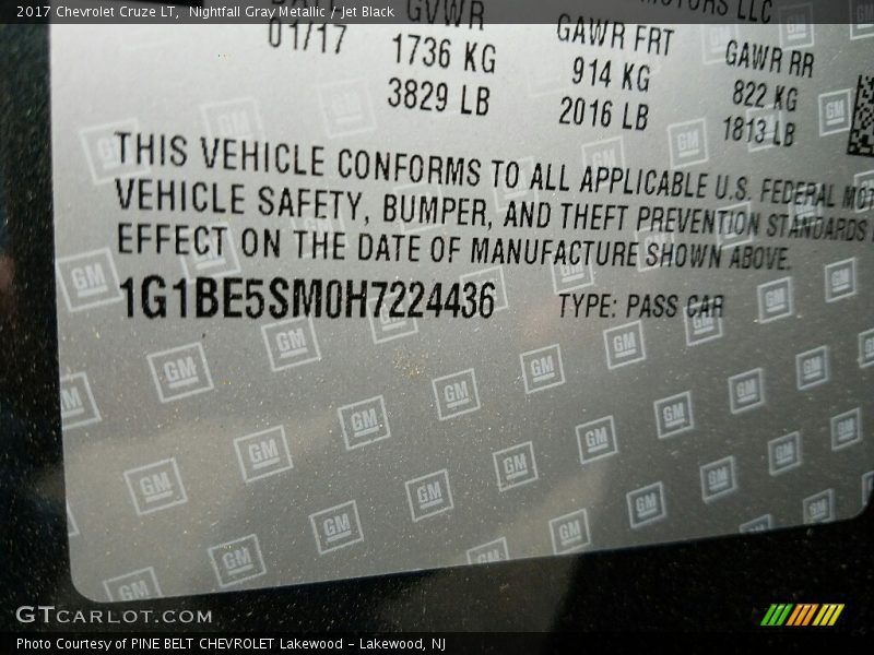 Nightfall Gray Metallic / Jet Black 2017 Chevrolet Cruze LT
