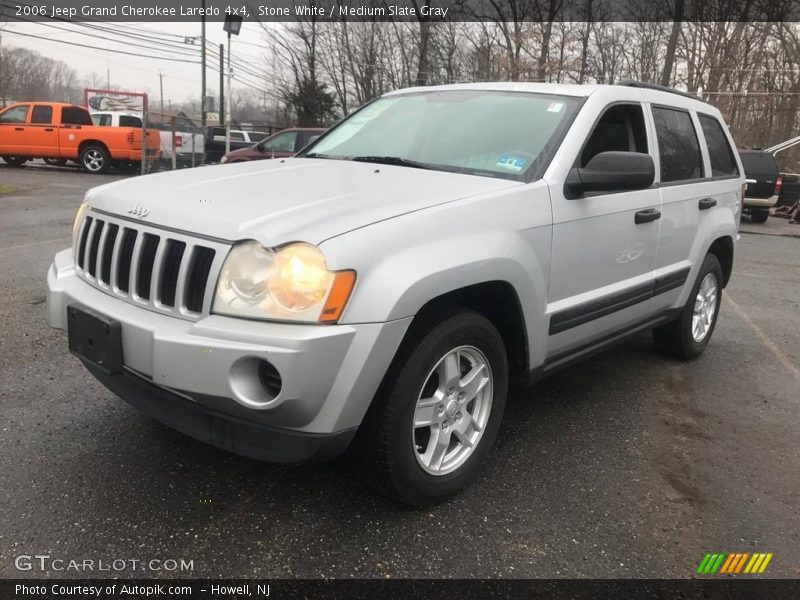 Stone White / Medium Slate Gray 2006 Jeep Grand Cherokee Laredo 4x4