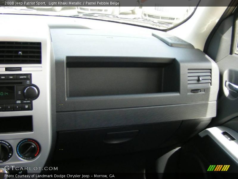 Light Khaki Metallic / Pastel Pebble Beige 2008 Jeep Patriot Sport