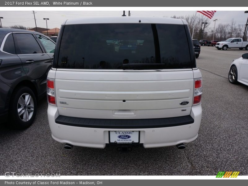 White Platinum / Black 2017 Ford Flex SEL AWD