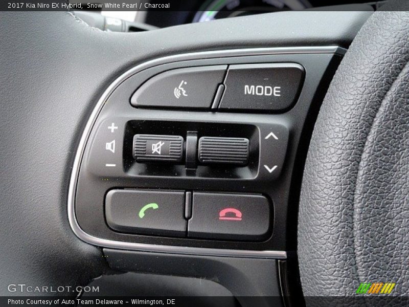 Controls of 2017 Niro EX Hybrid