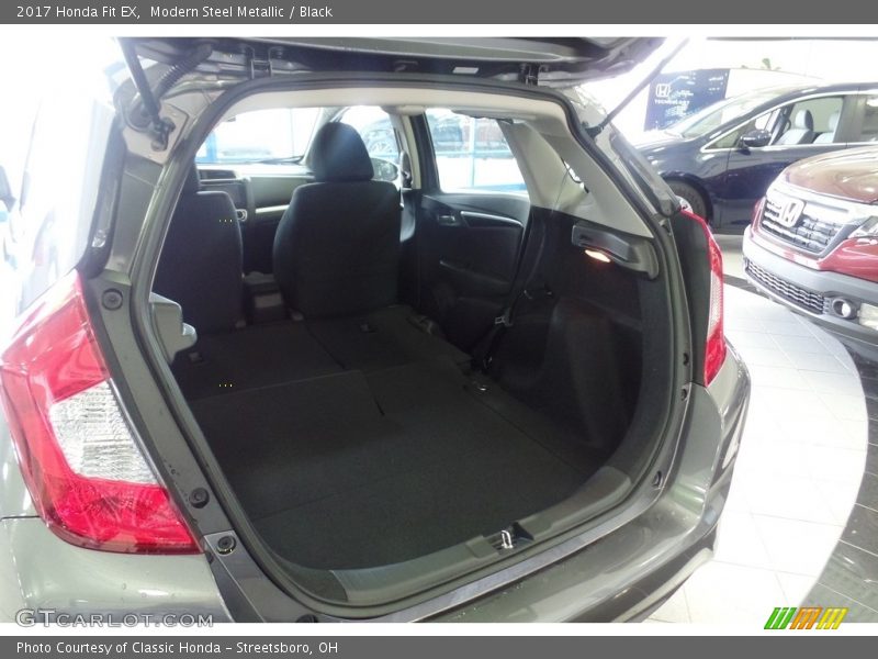 Modern Steel Metallic / Black 2017 Honda Fit EX