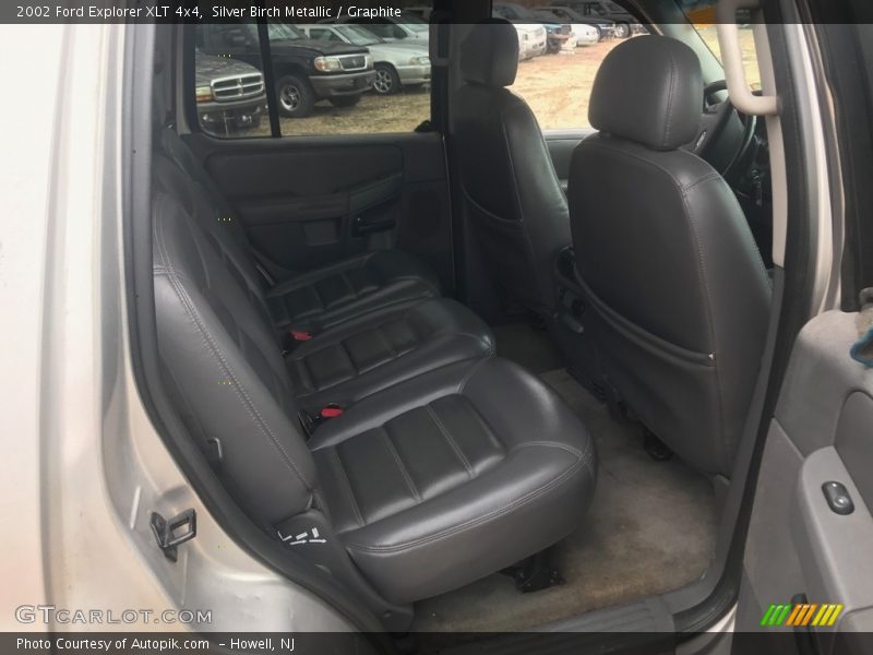 Silver Birch Metallic / Graphite 2002 Ford Explorer XLT 4x4