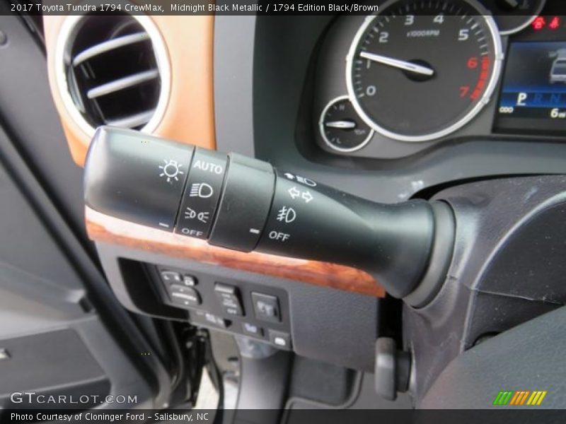 Controls of 2017 Tundra 1794 CrewMax