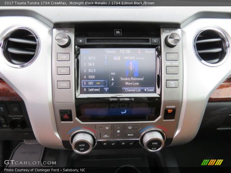 Controls of 2017 Tundra 1794 CrewMax