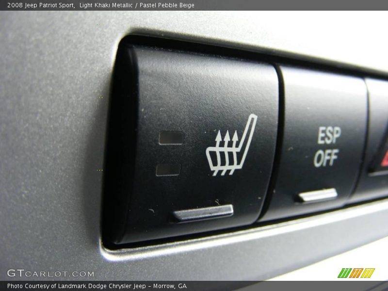 Light Khaki Metallic / Pastel Pebble Beige 2008 Jeep Patriot Sport