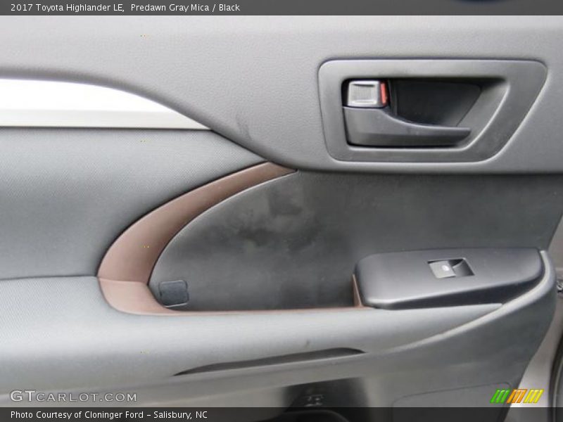 Predawn Gray Mica / Black 2017 Toyota Highlander LE
