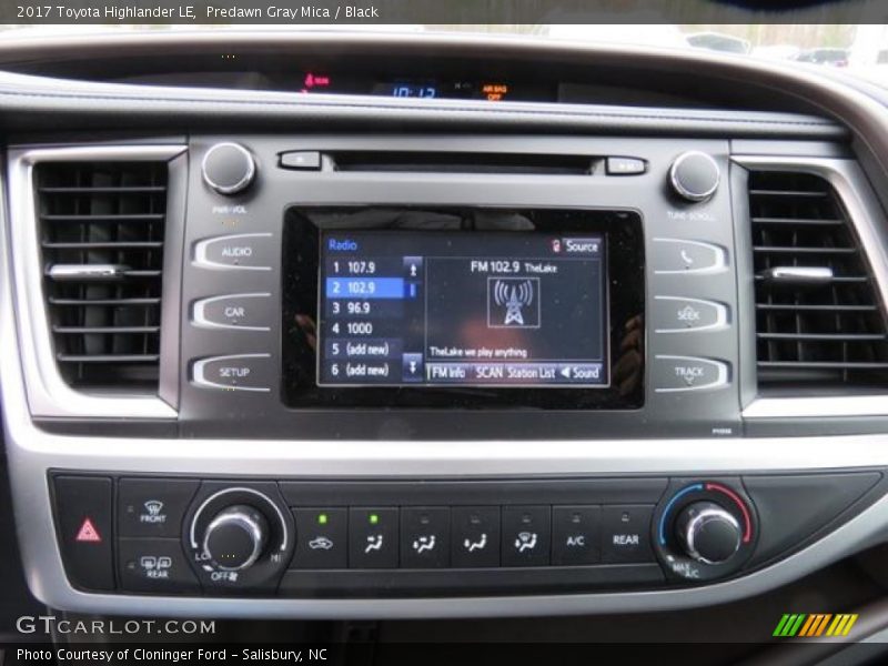 Predawn Gray Mica / Black 2017 Toyota Highlander LE