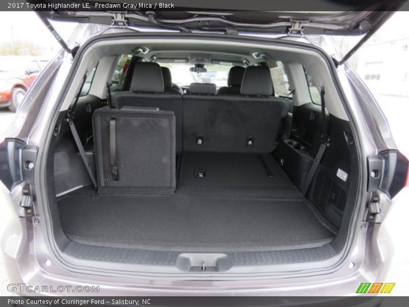 Predawn Gray Mica / Black 2017 Toyota Highlander LE
