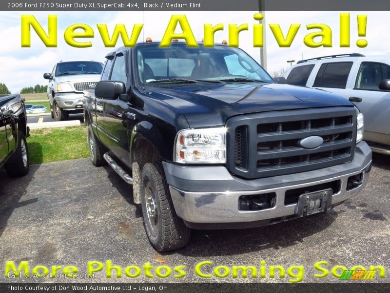Black / Medium Flint 2006 Ford F250 Super Duty XL SuperCab 4x4