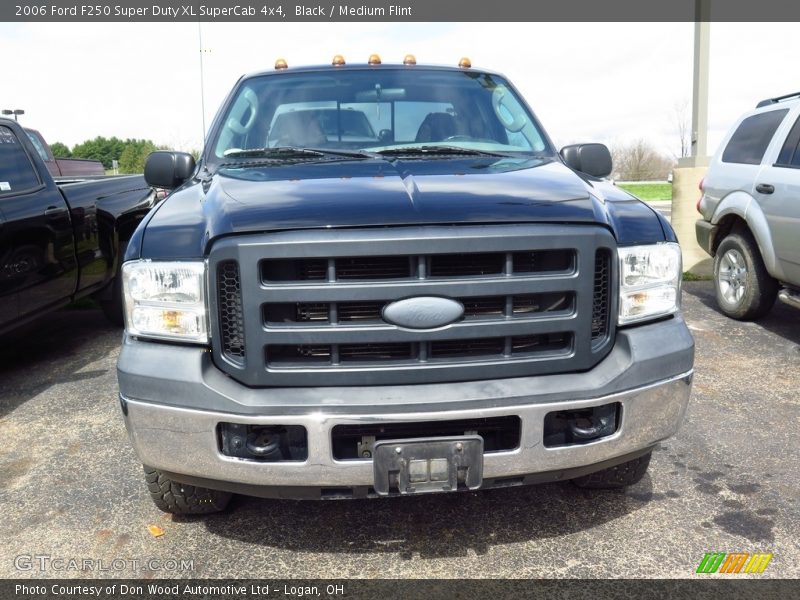 Black / Medium Flint 2006 Ford F250 Super Duty XL SuperCab 4x4