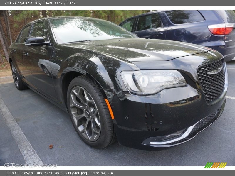 Gloss Black / Black 2016 Chrysler 300 S