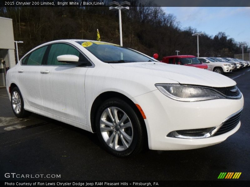 Bright White / Black/Linen 2015 Chrysler 200 Limited