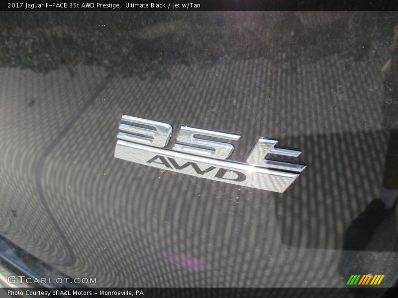 Ultimate Black / Jet w/Tan 2017 Jaguar F-PACE 35t AWD Prestige