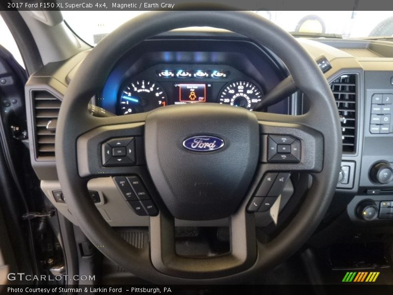 Magnetic / Earth Gray 2017 Ford F150 XL SuperCab 4x4