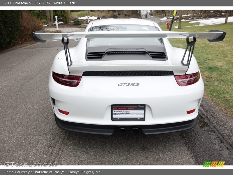 White / Black 2016 Porsche 911 GT3 RS