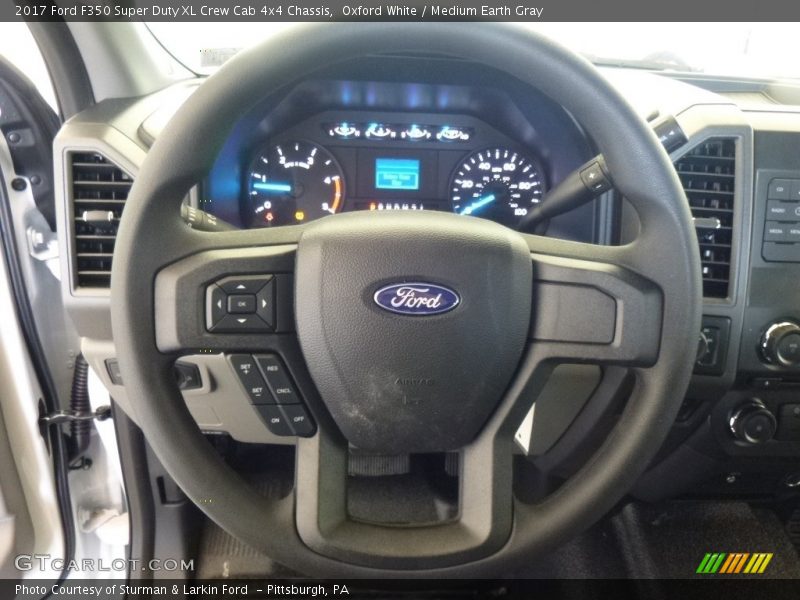 Oxford White / Medium Earth Gray 2017 Ford F350 Super Duty XL Crew Cab 4x4 Chassis