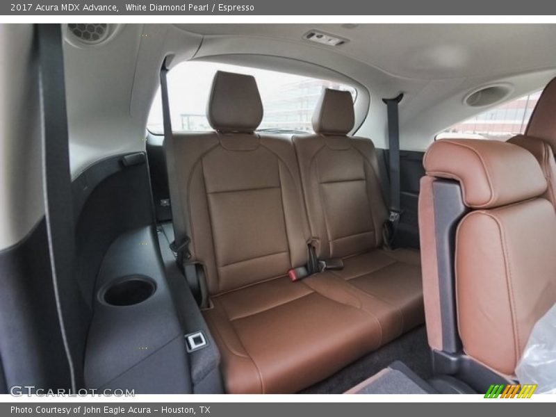 White Diamond Pearl / Espresso 2017 Acura MDX Advance