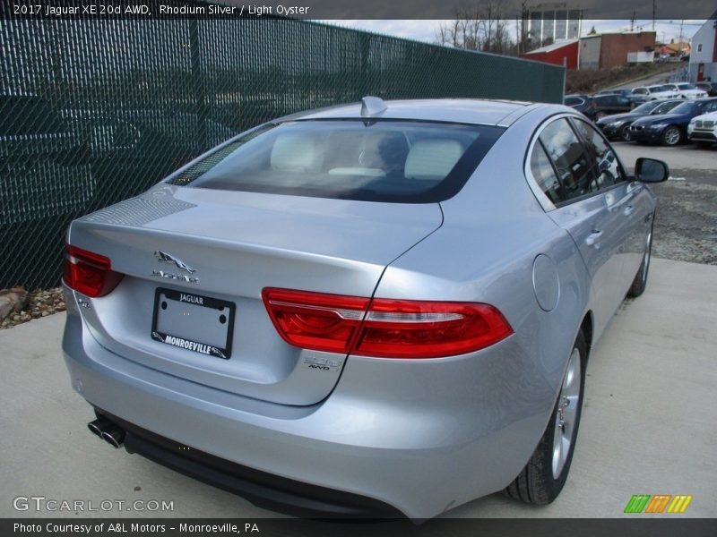 Rhodium Silver / Light Oyster 2017 Jaguar XE 20d AWD
