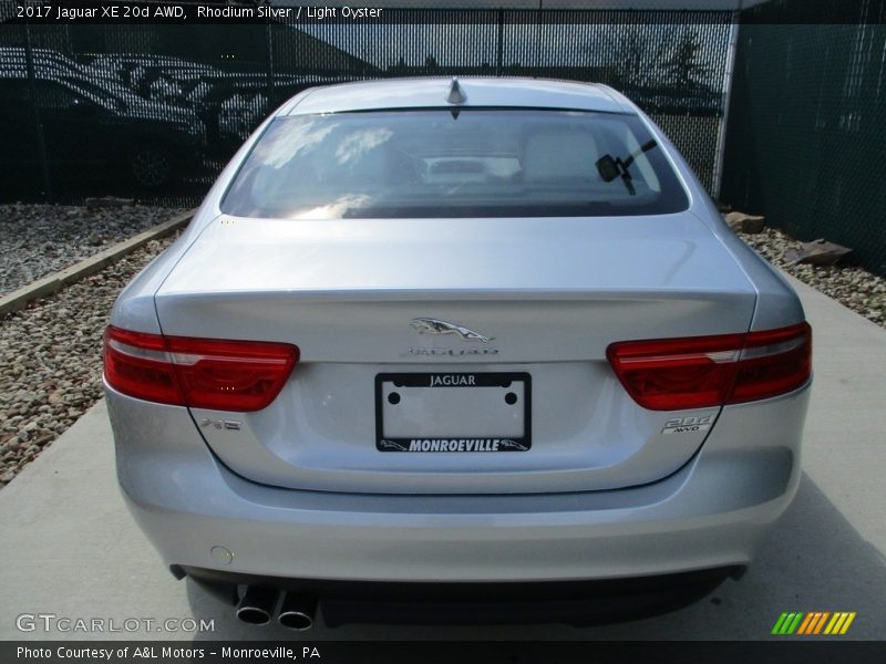 Rhodium Silver / Light Oyster 2017 Jaguar XE 20d AWD
