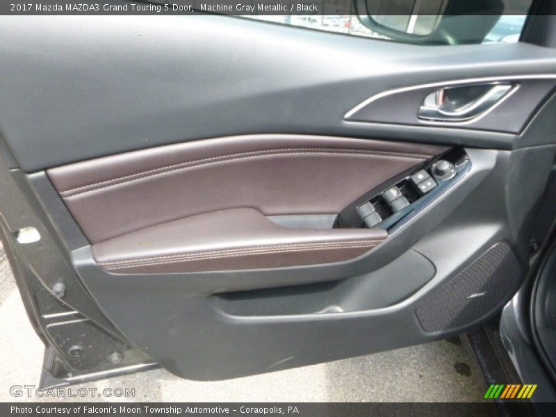 Door Panel of 2017 MAZDA3 Grand Touring 5 Door