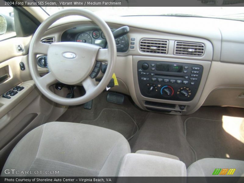 Vibrant White / Medium Parchment 2004 Ford Taurus SES Sedan