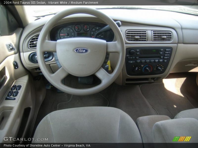 Vibrant White / Medium Parchment 2004 Ford Taurus SES Sedan