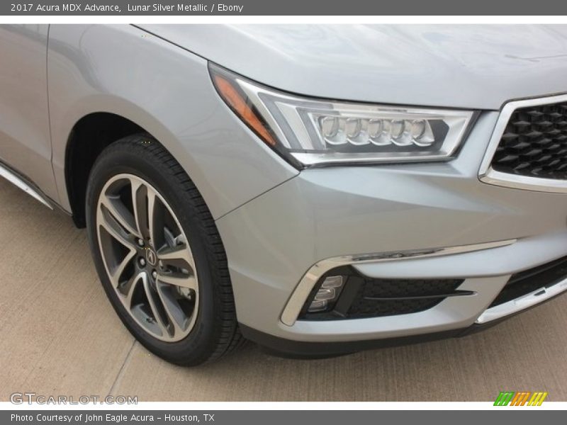 Lunar Silver Metallic / Ebony 2017 Acura MDX Advance