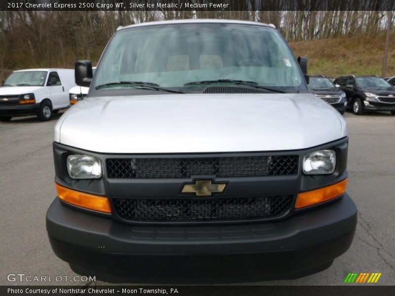 Silver Ice Metallic / Medium Pewter 2017 Chevrolet Express 2500 Cargo WT