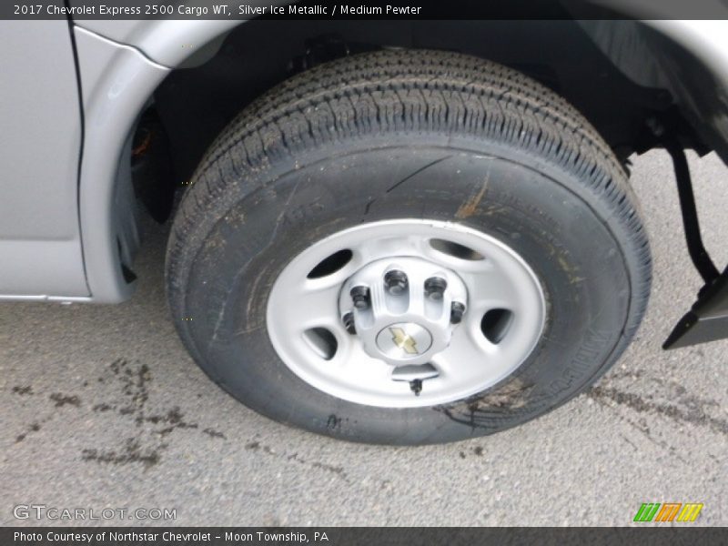 Silver Ice Metallic / Medium Pewter 2017 Chevrolet Express 2500 Cargo WT